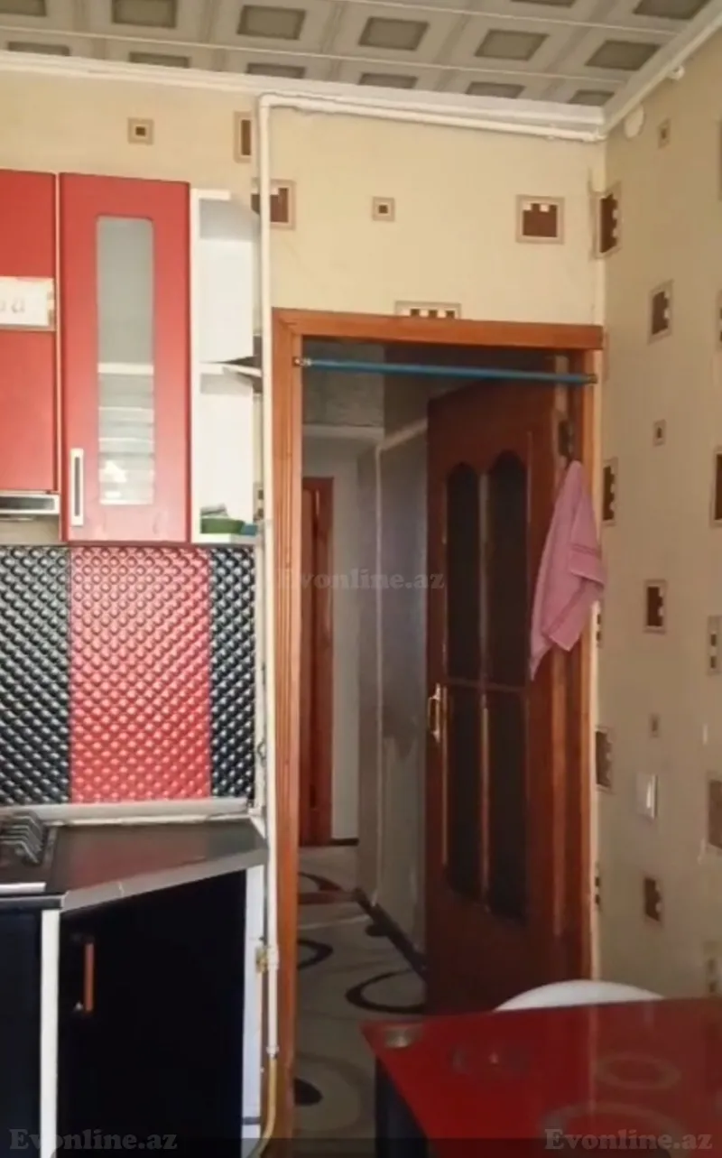 Satılır 3 otaqlı Mənzil Köhnə tikili 80 m² Lökbatan - şəkil 2