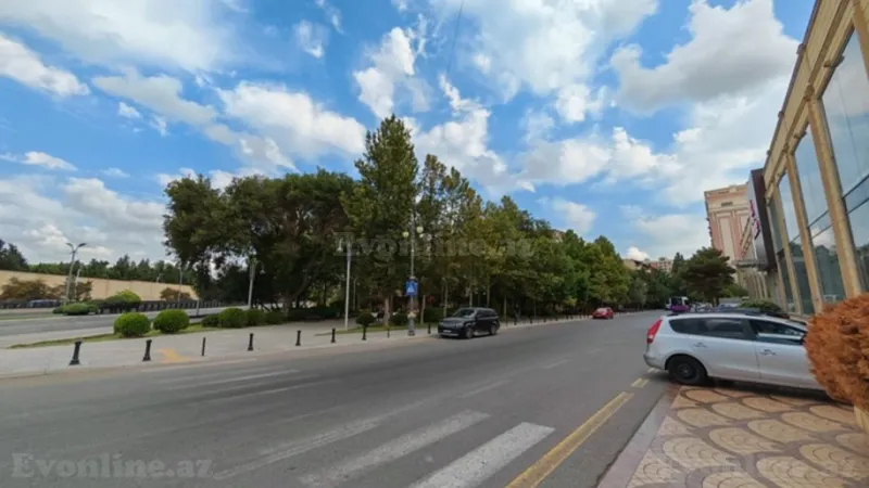 Kirayə verilir 1 otaqlı Mənzil Köhnə tikili 35 m² Nəsimi r.