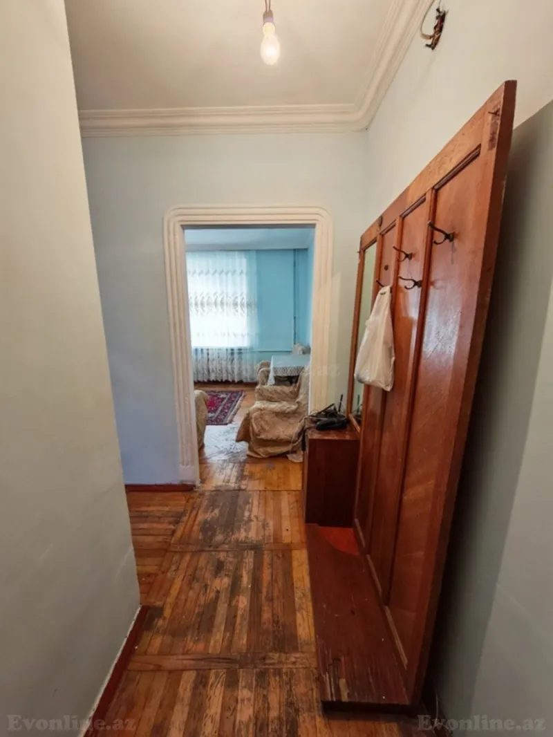 Kirayə verilir 1 otaqlı Mənzil Köhnə tikili 35 m² Nəsimi r. - şəkil 3