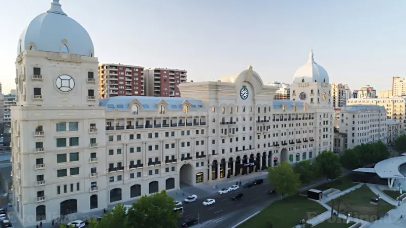 Satılır 5 otaqlı Mənzil Yeni tikili 245 m² Nizami m.