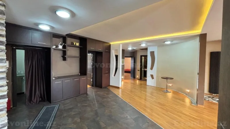 Satılır 5 otaqlı Mənzil Yeni tikili 245 m² Nizami m. - şəkil 15