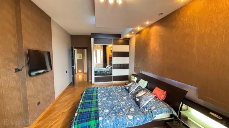 Satılır 5 otaqlı Mənzil Yeni tikili 245 m² Nizami m. - şəkil 18