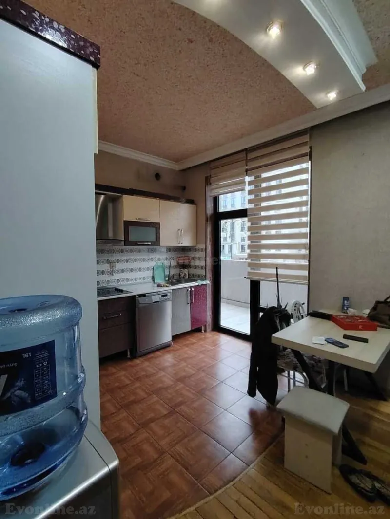 Kirayə verilir Ofis 160 m² Gənclik m. - şəkil 13