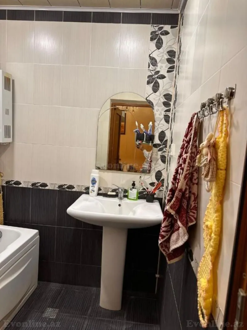 Satılır 2 otaqlı Mənzil Köhnə tikili 65 m² Sabunçu r. - şəkil 13