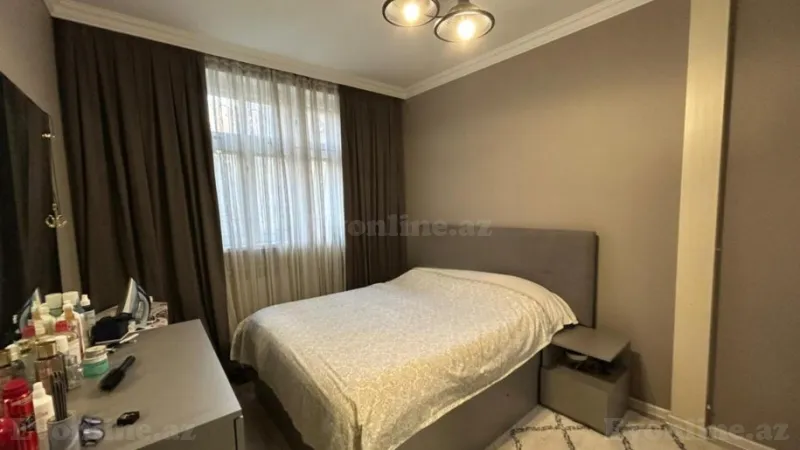 Satılır 2 otaqlı Mənzil Köhnə tikili 45 m² Yeni Yasamal - şəkil 5