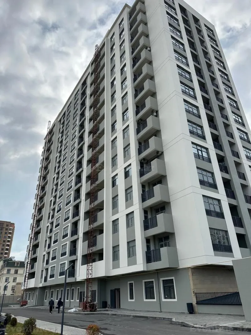 Satılır 2 otaqlı Mənzil Yeni tikili 83 m² 28 May m. - şəkil 2