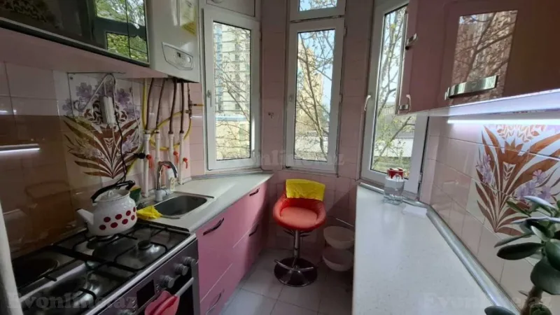 Satılır 3 otaqlı Mənzil Köhnə tikili 75 m² 28 May m. - şəkil 11