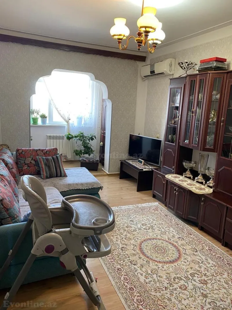 Satılır 3 otaqlı Mənzil Köhnə tikili 72 m² Biləcəri