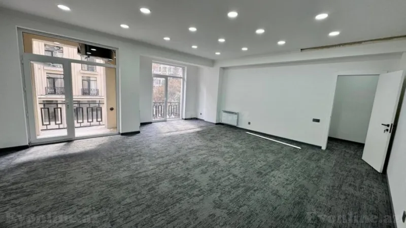 Kirayə verilir Ofis 400 m² Nəsimi r. - şəkil 3