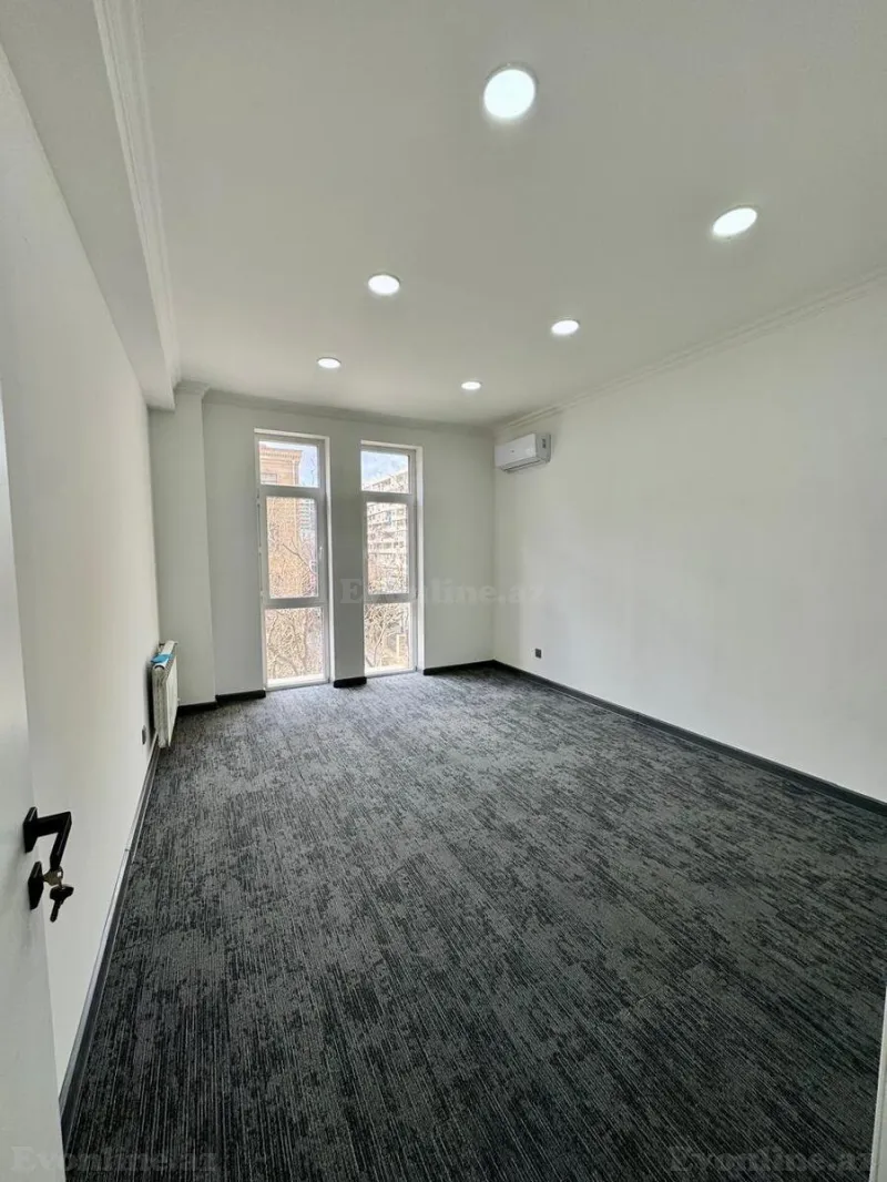 Kirayə verilir Ofis 400 m² Nəsimi r. - şəkil 6