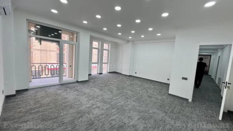 Kirayə verilir Ofis 400 m² Nəsimi r. - şəkil 10