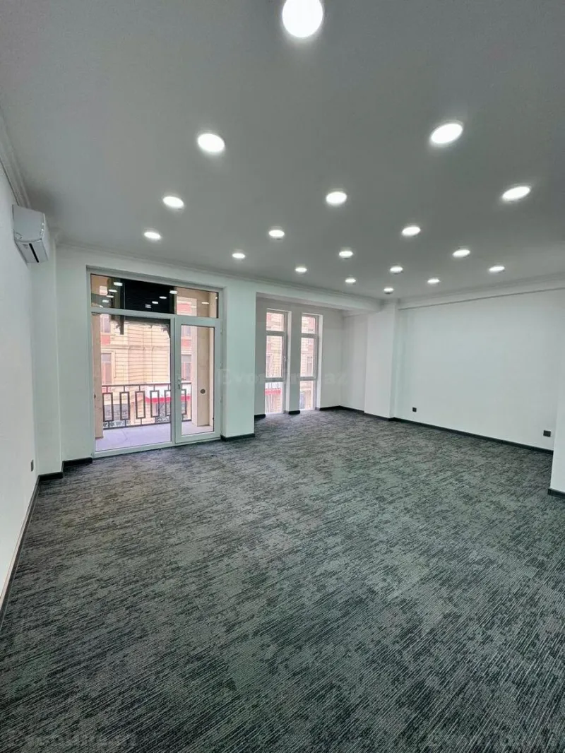 Kirayə verilir Ofis 400 m² Nəsimi r. - şəkil 14