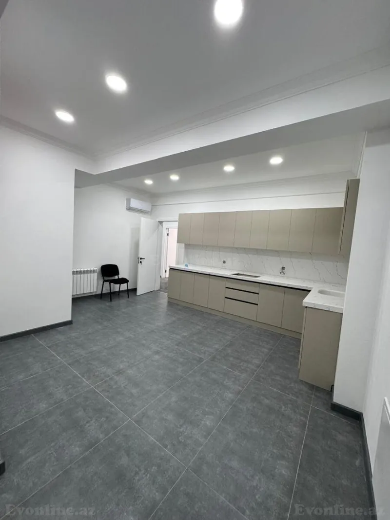 Kirayə verilir Ofis 400 m² Nəsimi r. - şəkil 17