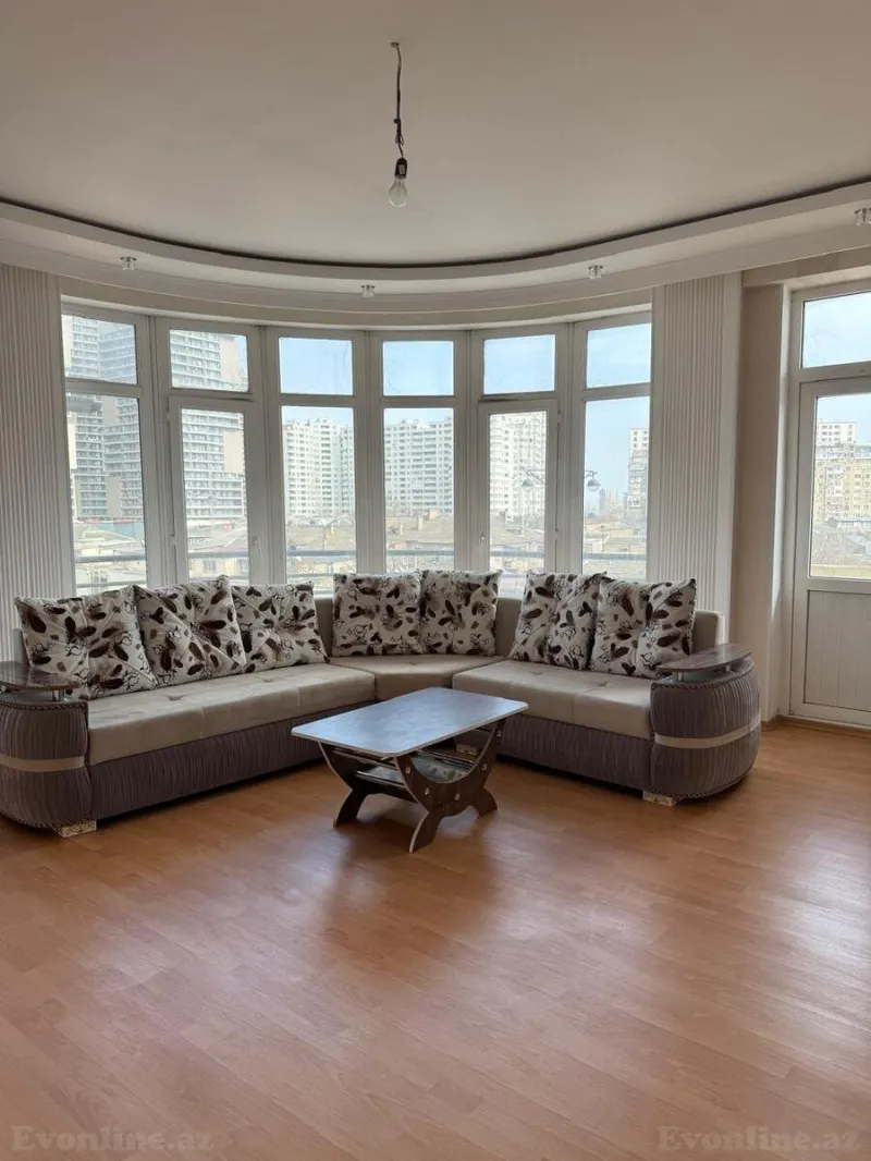 Satılır 3 otaqlı Mənzil Yeni tikili 144 m² İnşaatçılar m. - şəkil 2