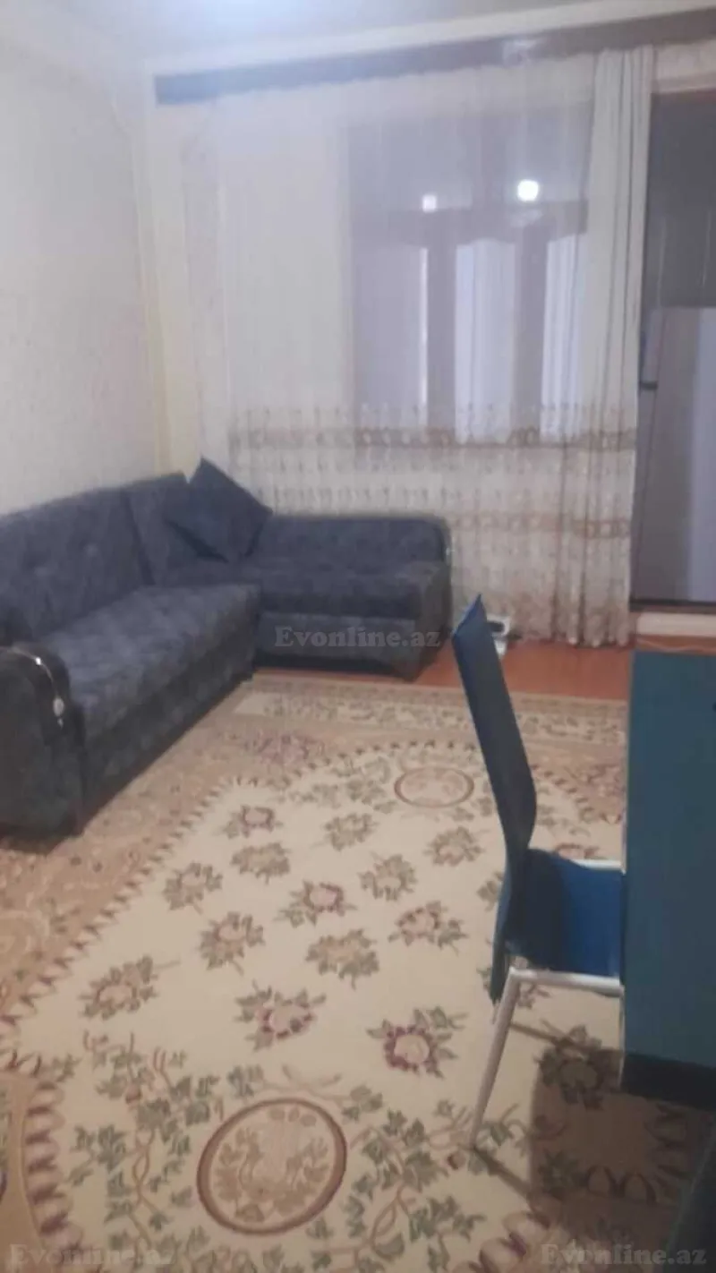 Satılır 1 otaqlı Mənzil Köhnə tikili 35 m² 4-cü mikrorayon