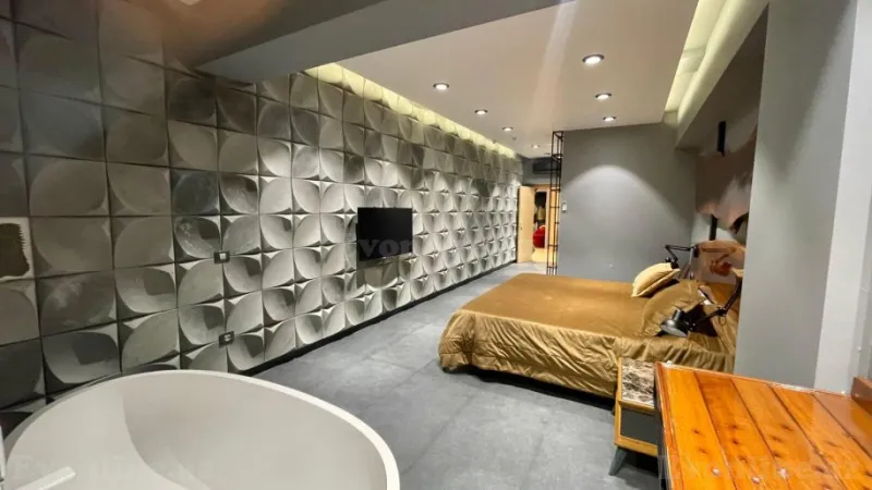 Kirayə verilir 3 otaqlı Mənzil Yeni tikili 160 m² Xətai m.