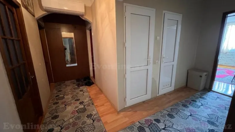 Satılır 4 otaqlı Mənzil Köhnə tikili 105 m² Əhmədli - şəkil 2