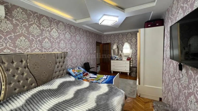 Satılır 4 otaqlı Mənzil Köhnə tikili 105 m² Əhmədli - şəkil 12