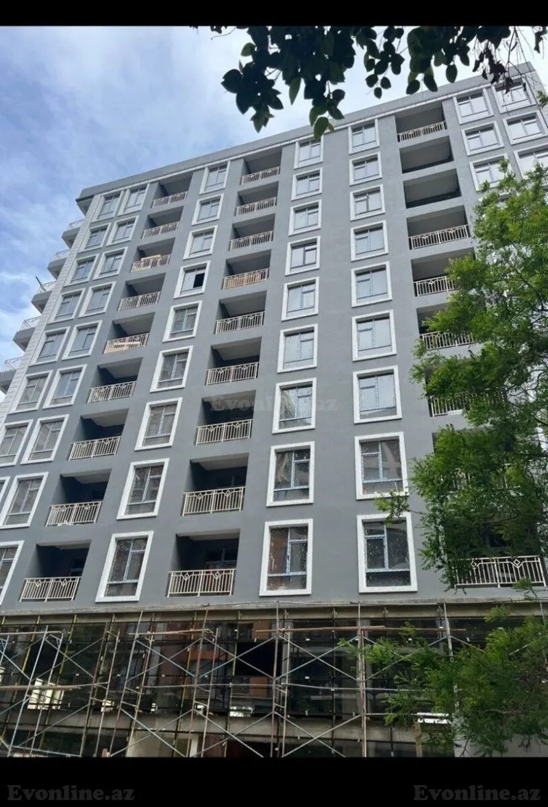 Satılır 3 otaqlı Mənzil Yeni tikili 118 m² 28 May m.