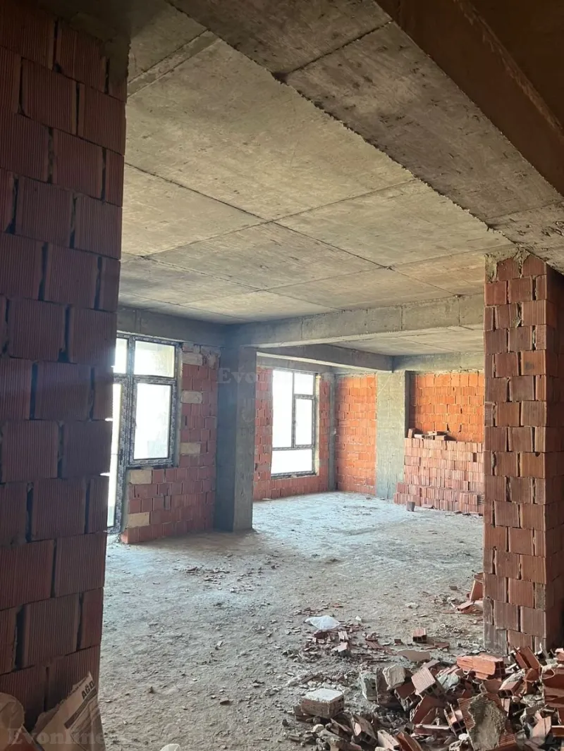 Satılır 3 otaqlı Mənzil Yeni tikili 118 m² 28 May m. - şəkil 2