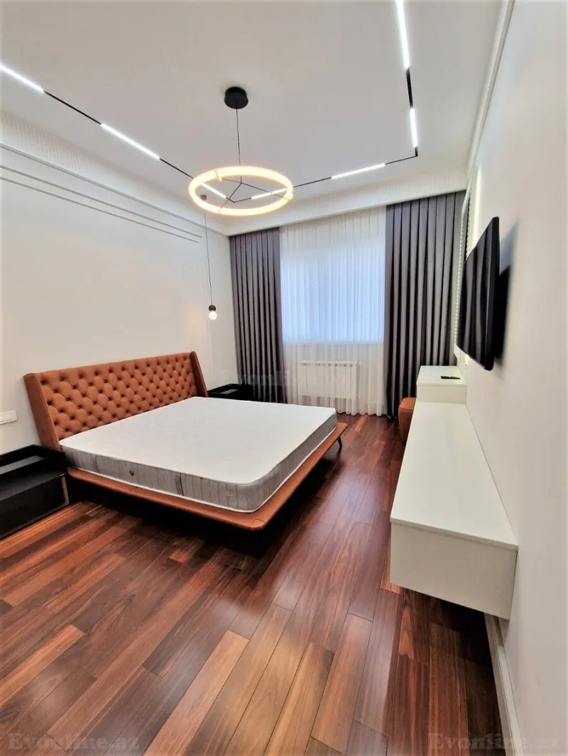 Kirayə verilir 3 otaqlı Mənzil Yeni tikili 160 m² Xətai r. - şəkil 14