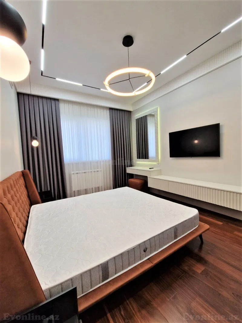 Kirayə verilir 3 otaqlı Mənzil Yeni tikili 160 m² Xətai r. - şəkil 16