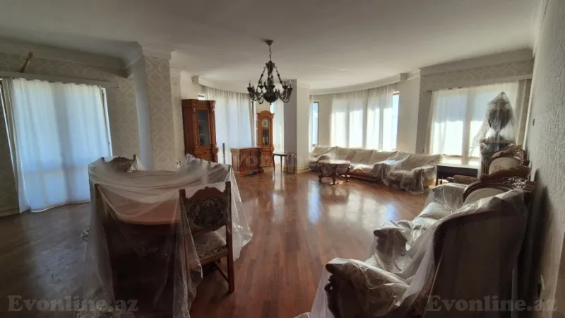 Satılır 4 otaqlı Mənzil Yeni tikili 200 m² 28 May m. - şəkil 2