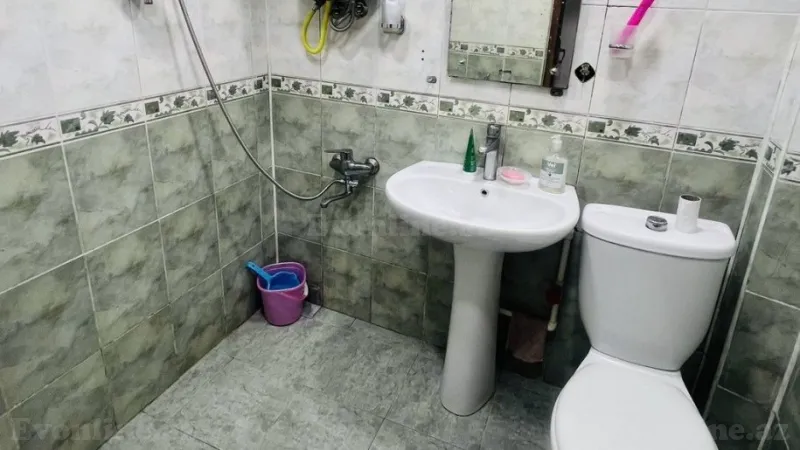 Satılır 3 otaqlı Mənzil Köhnə tikili 86 m² Gənclik m. - şəkil 5