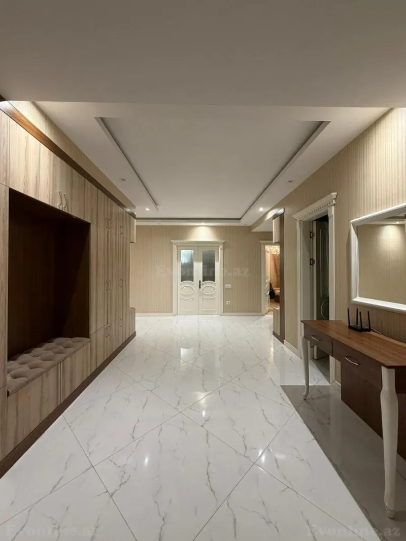 Kirayə verilir 3 otaqlı Mənzil Yeni tikili 200 m² Xətai m. - şəkil 2