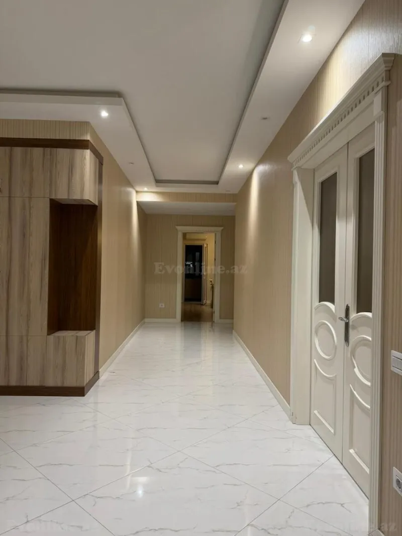 Kirayə verilir 3 otaqlı Mənzil Yeni tikili 200 m² Xətai m. - şəkil 3