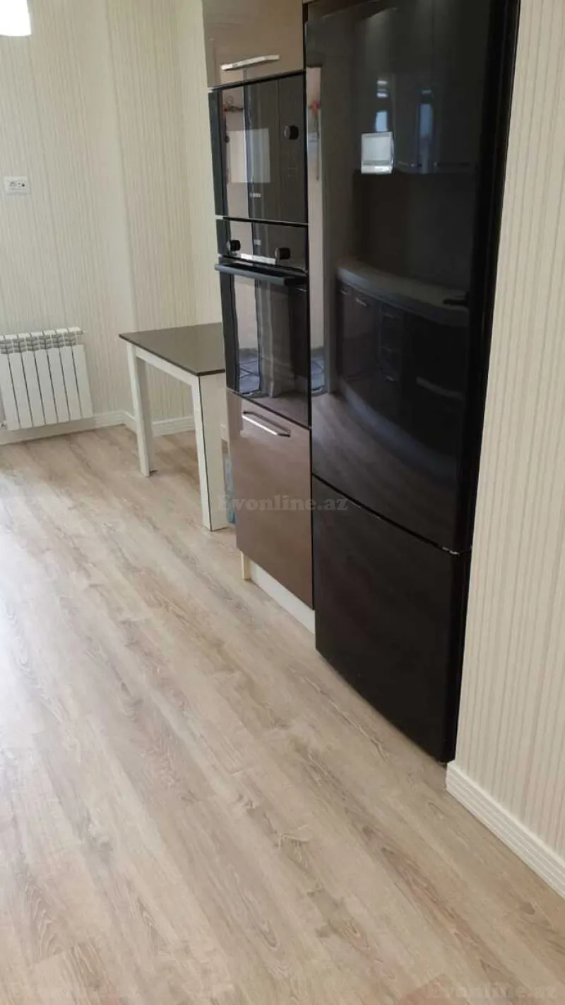 Kirayə verilir 3 otaqlı Mənzil Yeni tikili 200 m² Xətai m. - şəkil 15