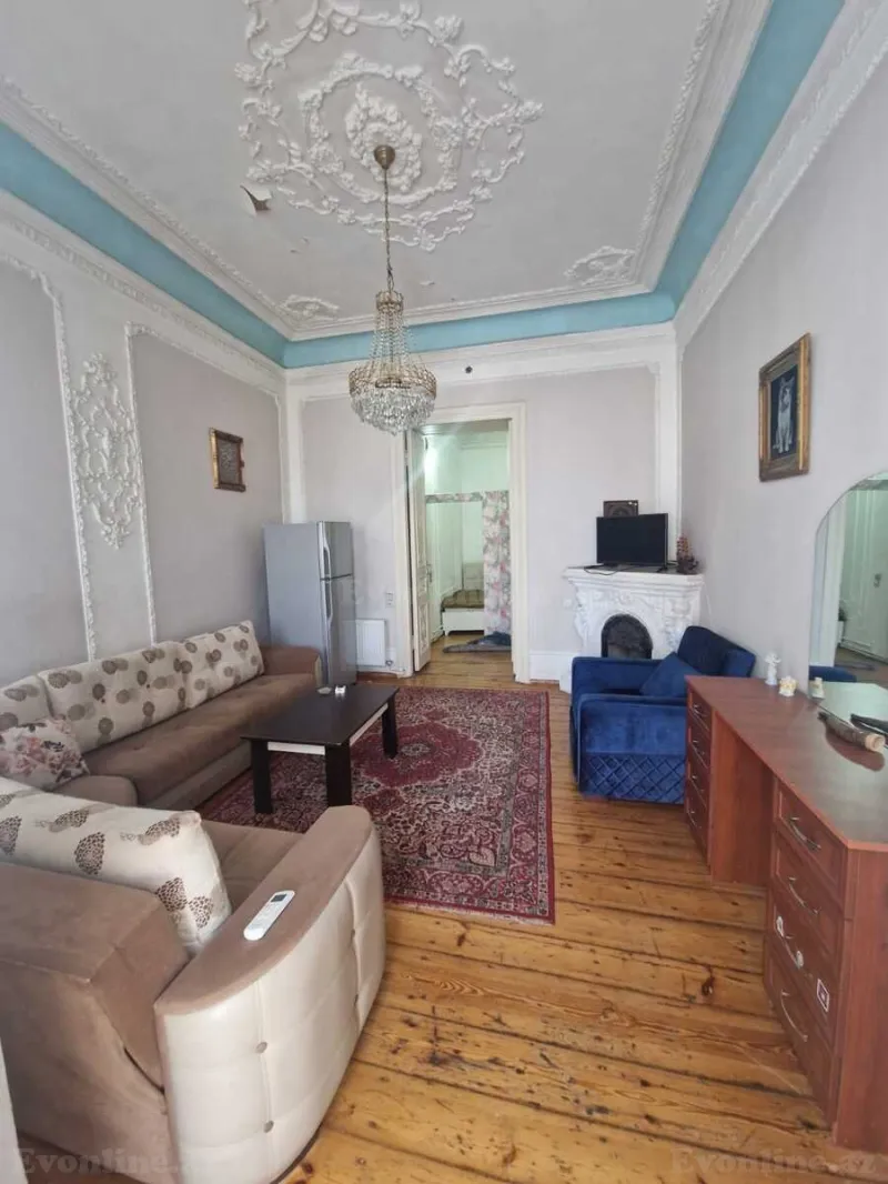 Kirayə verilir 2 otaqlı Mənzil Köhnə tikili 40 m² Bayıl - şəkil 2