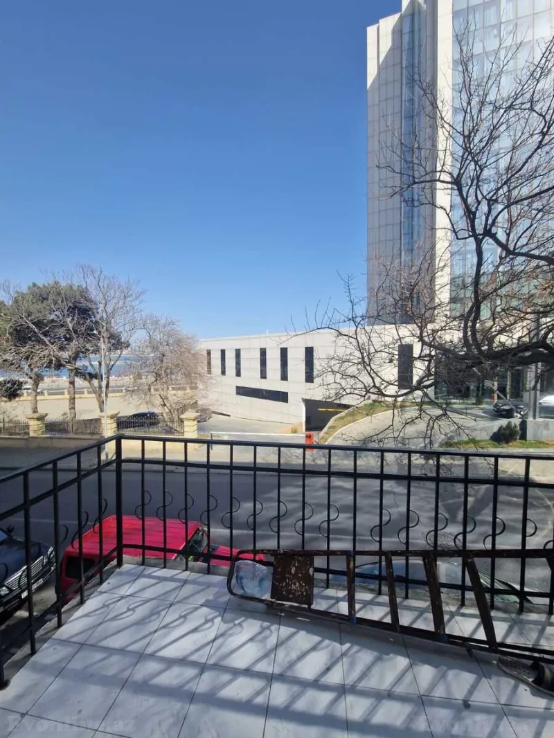 Kirayə verilir 2 otaqlı Mənzil Köhnə tikili 40 m² Bayıl - şəkil 4