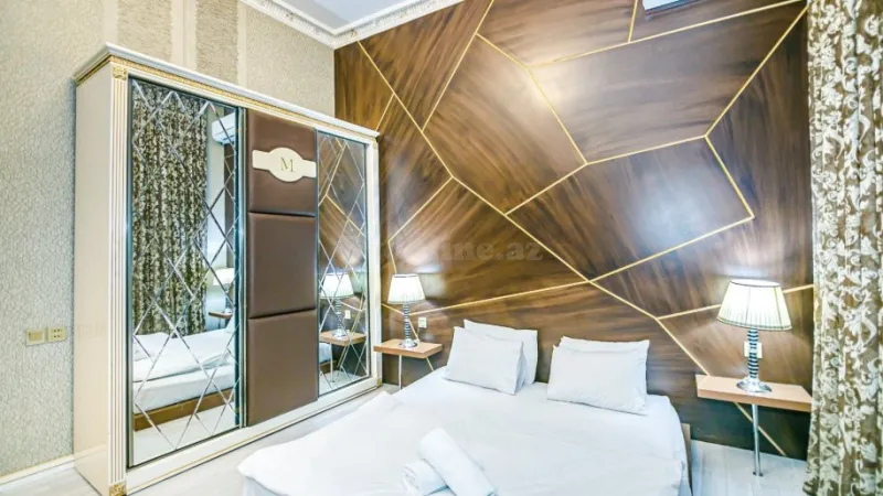 Satılır 5 otaqlı Mənzil Köhnə tikili 138 m² 8 Noyabr m. - şəkil 8