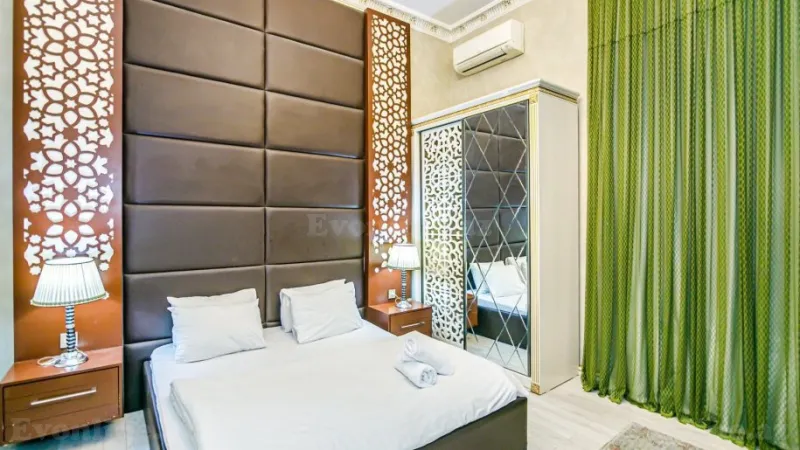 Satılır 5 otaqlı Mənzil Köhnə tikili 138 m² 8 Noyabr m. - şəkil 14