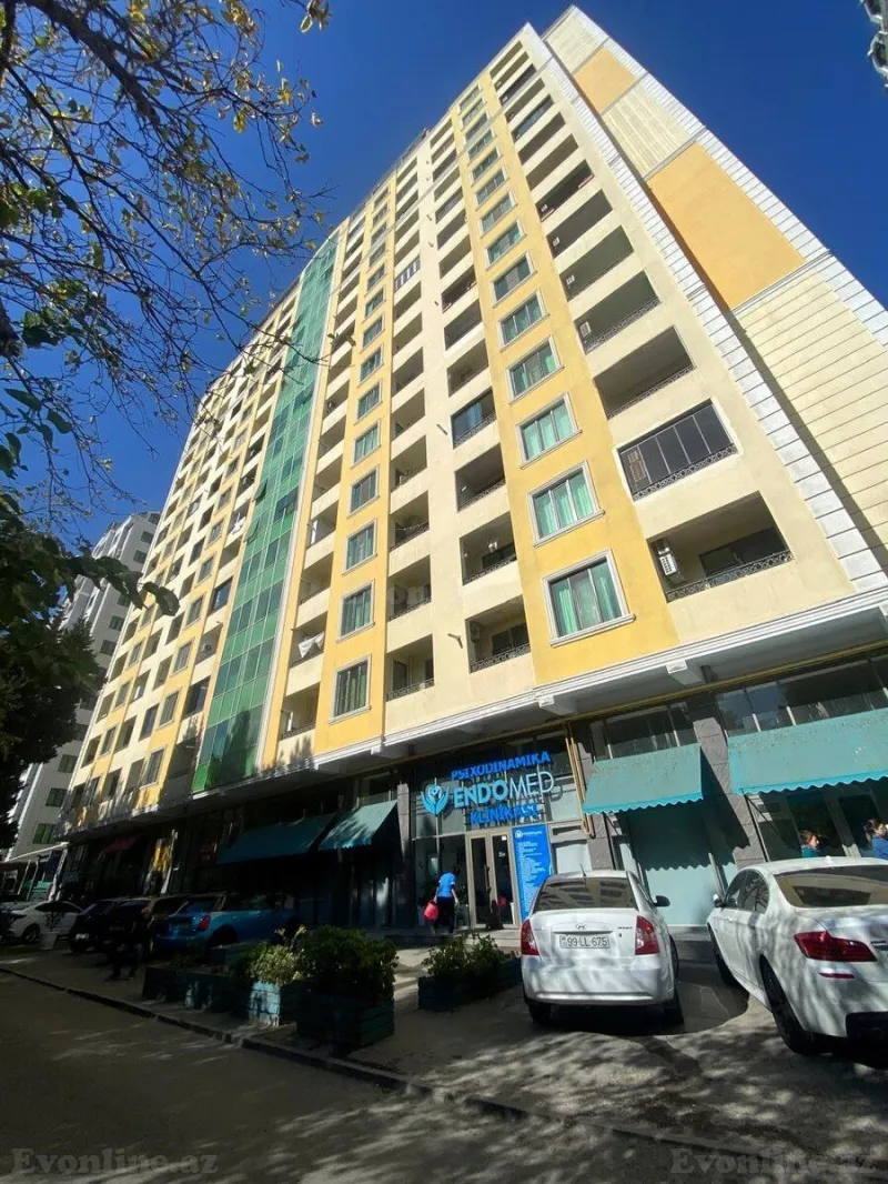 Satılır 4 otaqlı Mənzil Yeni tikili 180 m² Nəsimi r. - şəkil 2