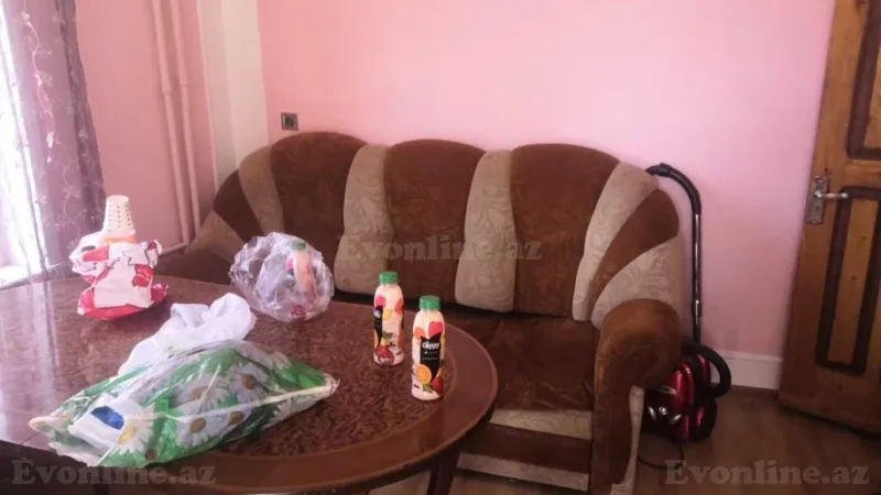 Kirayə verilir 1 otaqlı Mənzil Köhnə tikili 45 m² 20 Yanvar m.