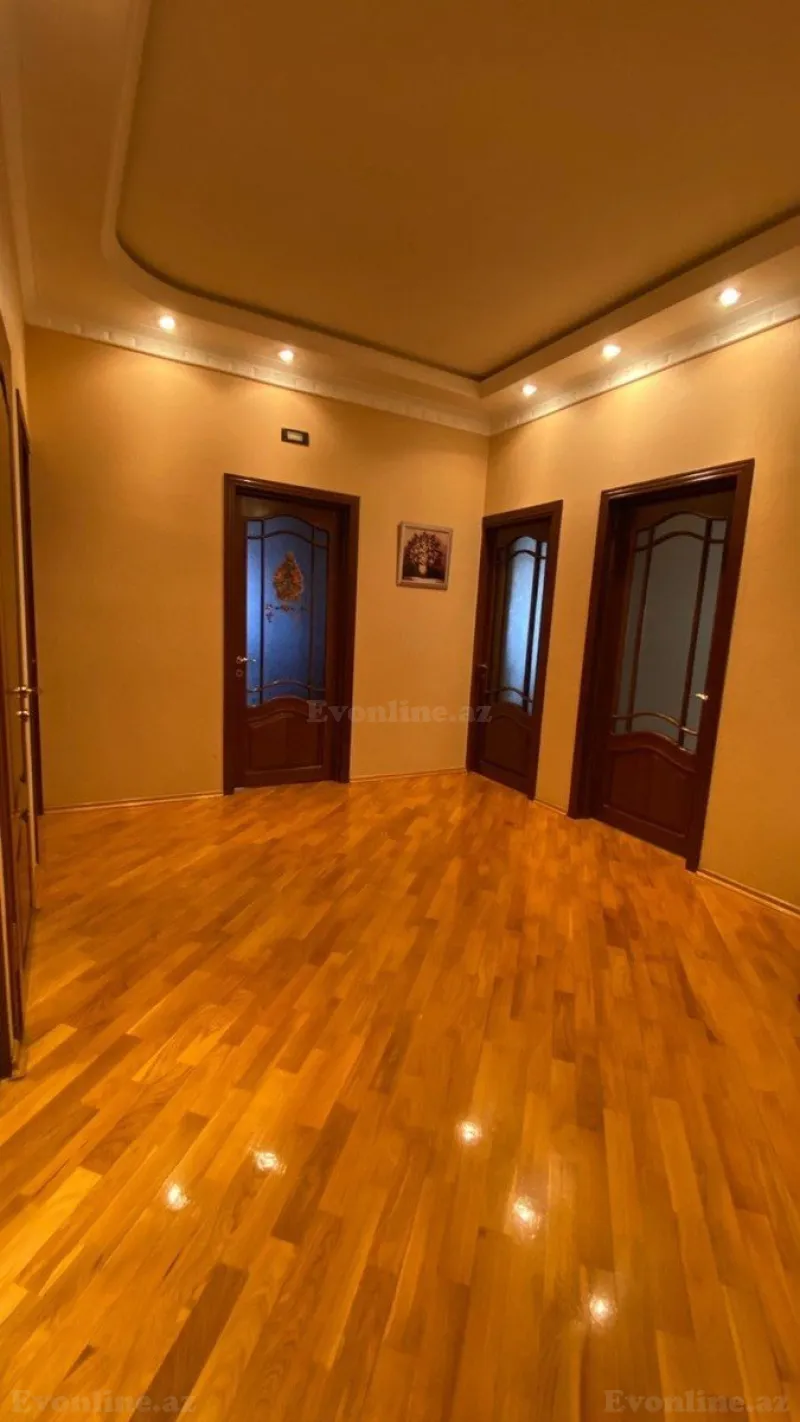 Kirayə verilir 3 otaqlı Mənzil Yeni tikili 130 m² Xətai m. - şəkil 8