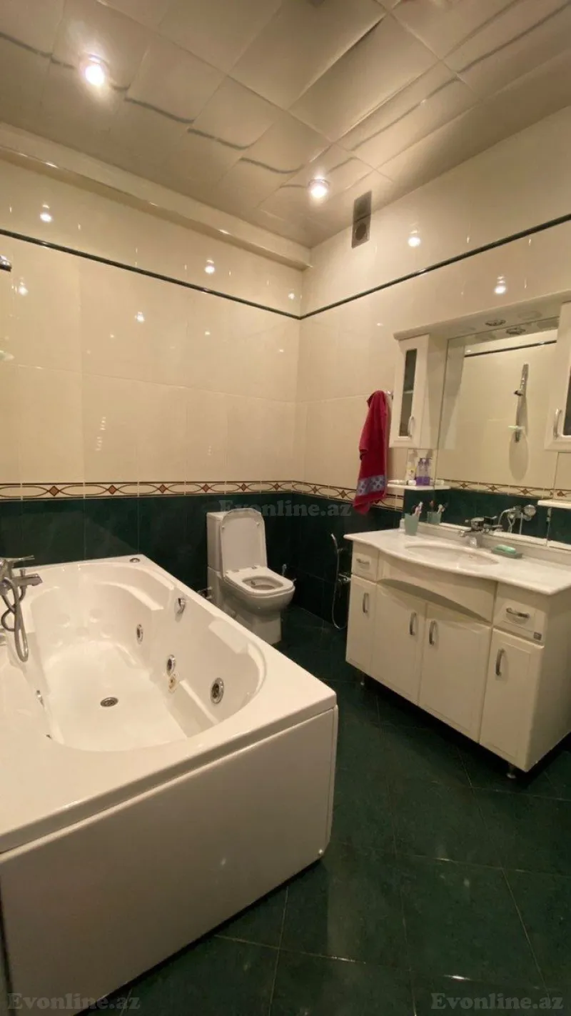 Kirayə verilir 3 otaqlı Mənzil Yeni tikili 130 m² Xətai m. - şəkil 13