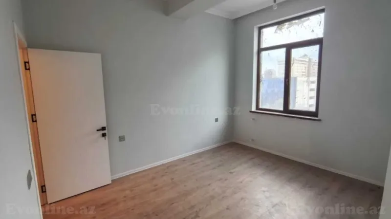 Satılır 2 otaqlı Mənzil Yeni tikili 78 m² 8 Noyabr m. - şəkil 2