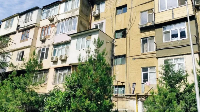Satılır 2 otaqlı Mənzil Köhnə tikili 45 m² Yasamal