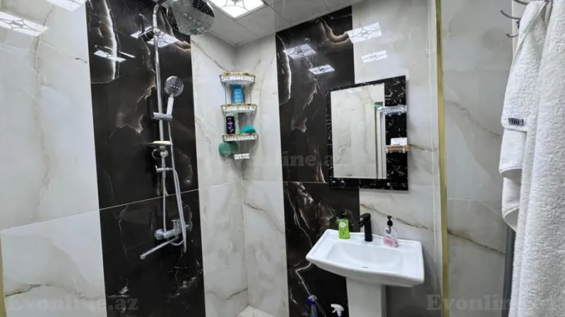 Satılır 2 otaqlı Mənzil Köhnə tikili 60 m² 8-ci mikrorayon - şəkil 9