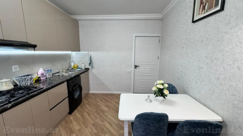 Satılır 2 otaqlı Mənzil Köhnə tikili 60 m² 8-ci mikrorayon - şəkil 17