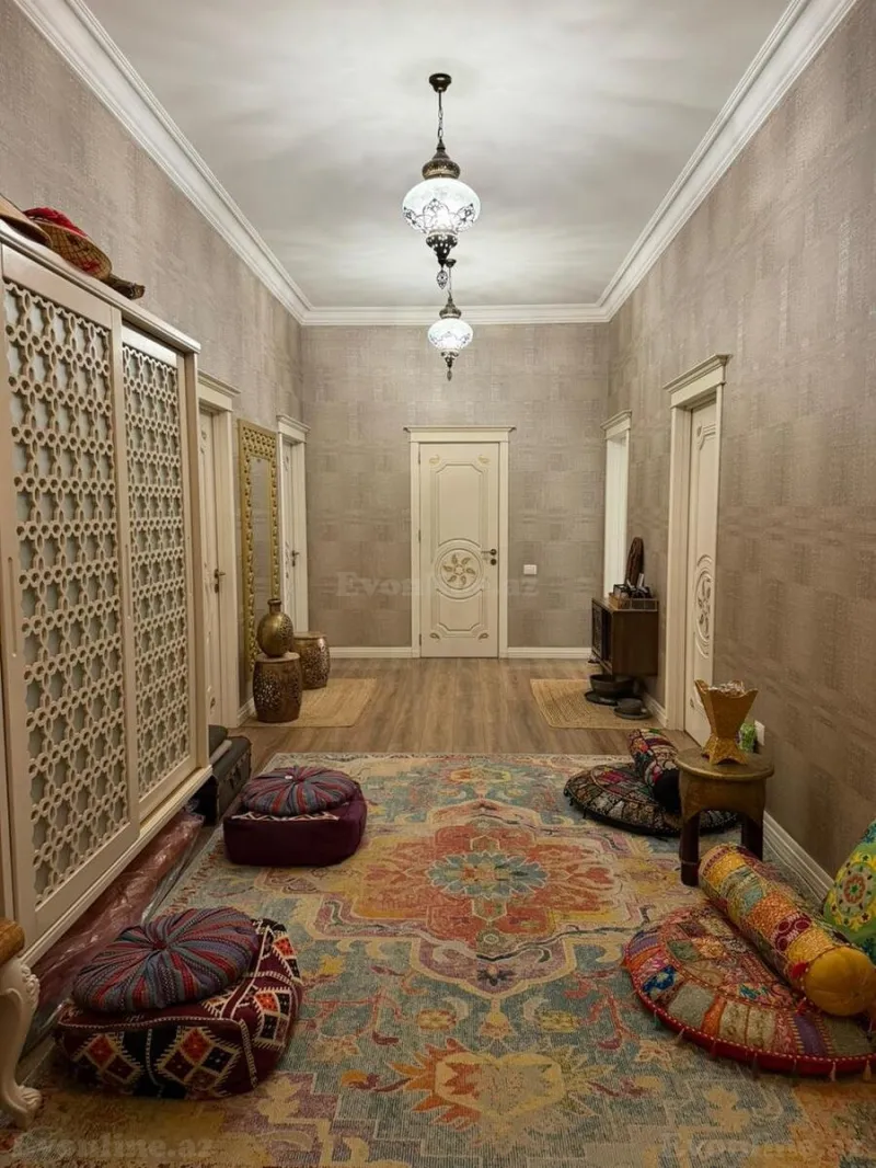 Satılır 4 otaqlı Mənzil Yeni tikili 150 m² Yasamal