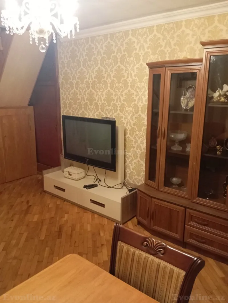 Satılır 2 otaqlı Mənzil Köhnə tikili 60 m² Sahil m. - şəkil 3