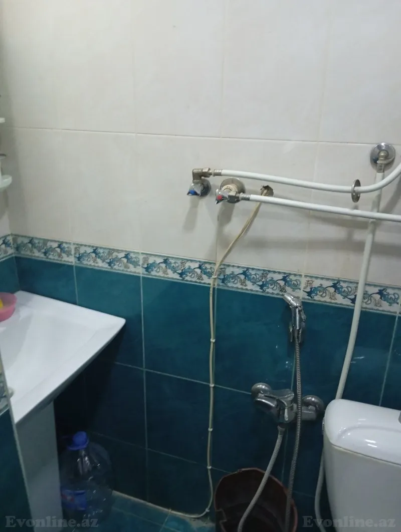 Satılır 2 otaqlı Mənzil Köhnə tikili 60 m² Sahil m. - şəkil 8