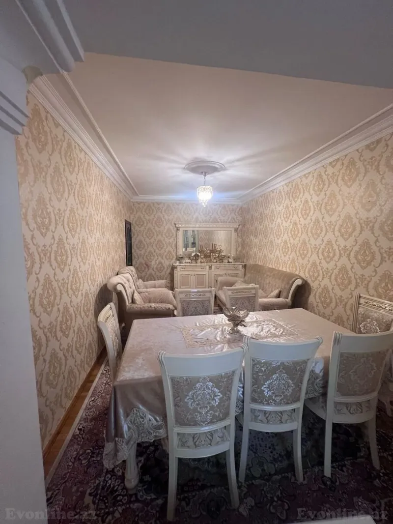 Satılır 4 otaqlı Mənzil Köhnə tikili 105 m² 8-ci mikrorayon - şəkil 2