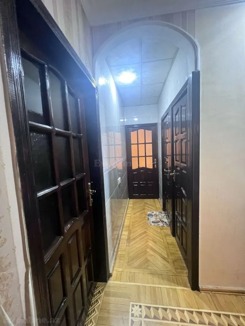 Satılır 4 otaqlı Mənzil Köhnə tikili 105 m² 8-ci mikrorayon - şəkil 8