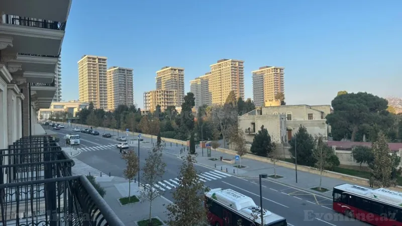 Satılır 4 otaqlı Mənzil Yeni tikili 152 m² Xətai r. - şəkil 5