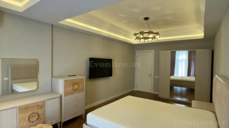 Satılır 4 otaqlı Mənzil Yeni tikili 220 m² Elmlər Akademiyası m. - şəkil 5